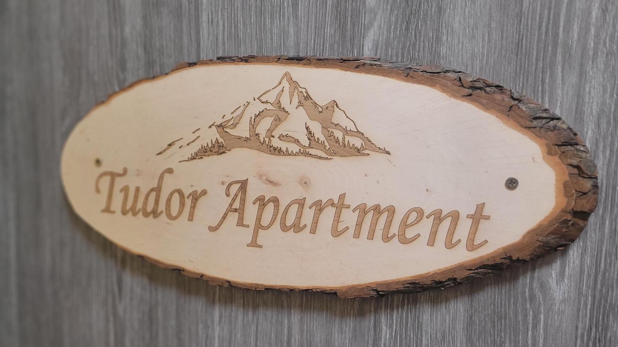 Tudor Studio Капрун Екстериор снимка